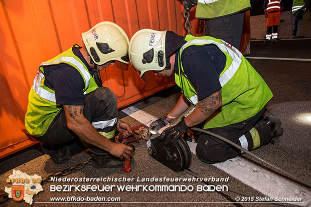 20160908 LKW Unfall A2 Traiskirchen-Guntramsdorf  Foto: © Stefan Schneider