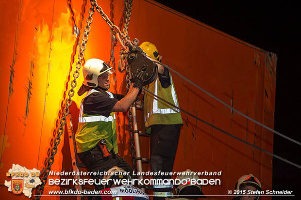 20160908 LKW Unfall A2 Traiskirchen-Guntramsdorf Foto: © Stefan Schneider