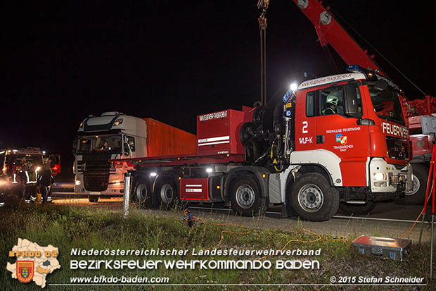 20160908 LKW Unfall A2 Traiskirchen-Guntramsdorf Foto: © Stefan Schneider