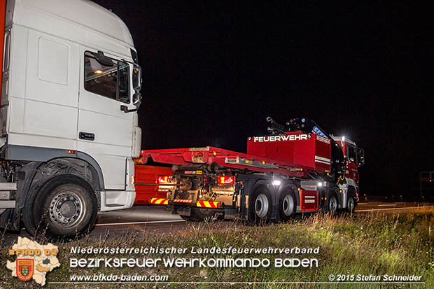 20160908 LKW Unfall A2 Traiskirchen-Guntramsdorf Foto: © Stefan Schneider