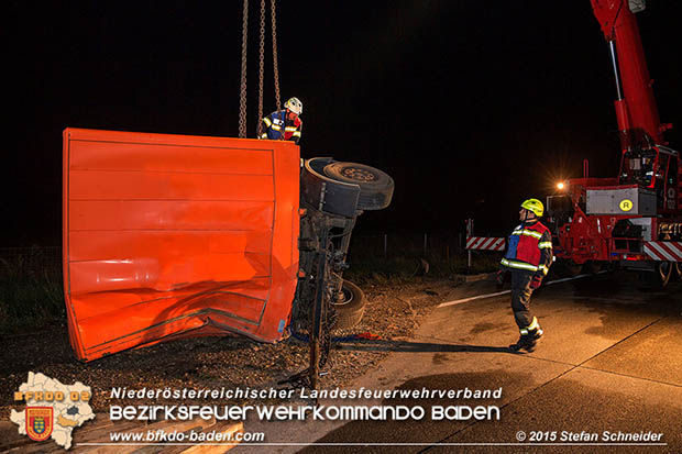 20160908 LKW Unfall A2 Traiskirchen-Guntramsdorf Foto: © Stefan Schneider