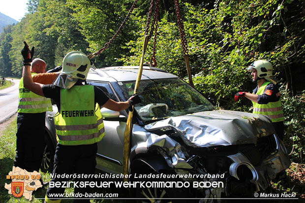 20160912 Schwerer Verkehrsunfall auf der L138 bei Pottenstein-Grabenweg  Foto: © Markus HACKL