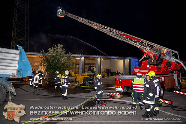 20160913 Brand bei Gewerbebetrieb in Enzesfeld  Foto: © Stefan Schneider