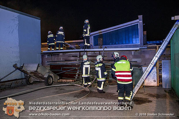 20160913 Brand bei Gewerbebetrieb in Enzesfeld  Foto: © Stefan Schneider