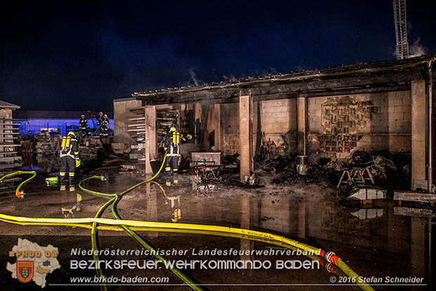 20160913 Brand bei Gewerbebetrieb in Enzesfeld  Foto: © Stefan Schneider