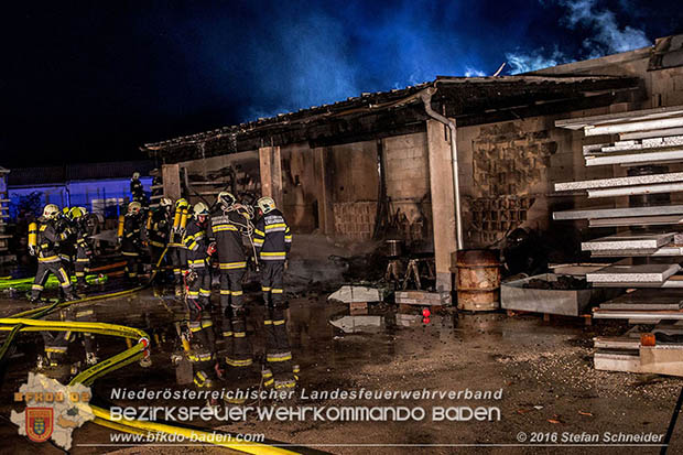 20160913 Brand bei Gewerbebetrieb in Enzesfeld  Foto: © Stefan Schneider