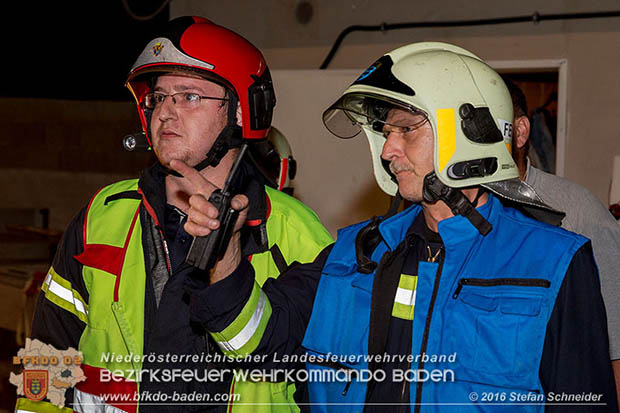 20160913 Brand bei Gewerbebetrieb in Enzesfeld  Foto: © Stefan Schneider