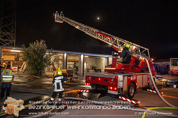 20160913 Brand bei Gewerbebetrieb in Enzesfeld  Foto: © Stefan Schneider