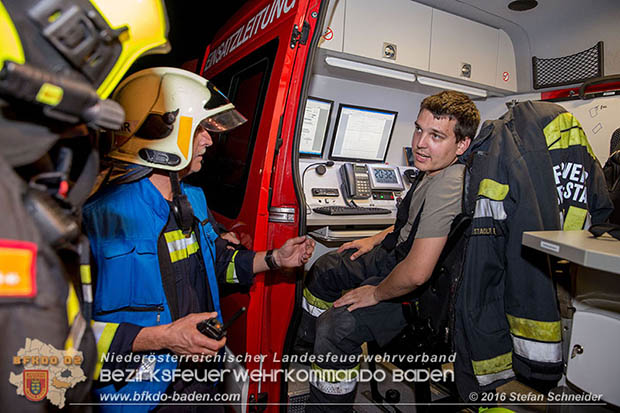 20160913 Brand bei Gewerbebetrieb in Enzesfeld  Foto: © Stefan Schneider