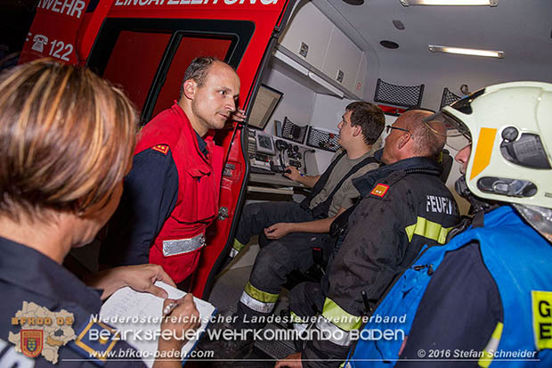 20160913 Brand bei Gewerbebetrieb in Enzesfeld  Foto: © Stefan Schneider