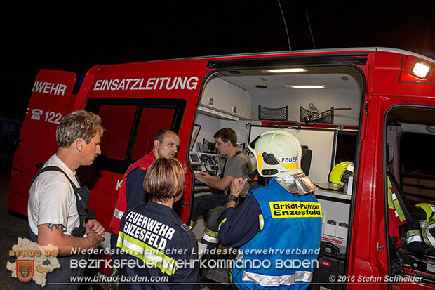 20160913 Brand bei Gewerbebetrieb in Enzesfeld  Foto: © Stefan Schneider