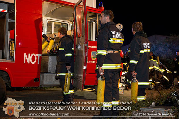 20160913 Brand bei Gewerbebetrieb in Enzesfeld  Foto: © Stefan Schneider