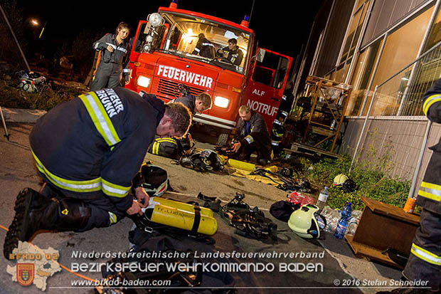 20160913 Brand bei Gewerbebetrieb in Enzesfeld  Foto: © Stefan Schneider