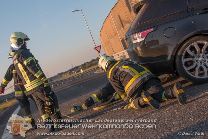 20160925 Verkehrsunfall Bad Vöslau Foto: Daniel Wirth 20160925 Verkehrsunfall Bad Vöslau Foto: Daniel Wirth