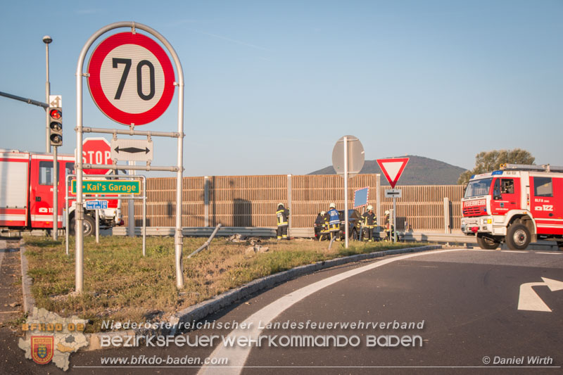 20160925 Verkehrsunfall Bad Vöslau Foto: Daniel Wirth 20160925 Verkehrsunfall Bad Vöslau Foto: Daniel Wirth