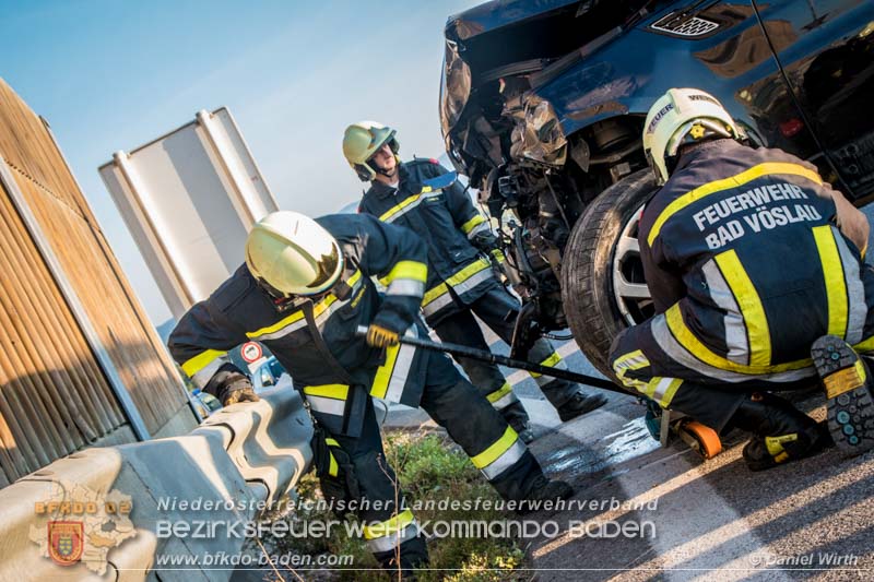 20160925 Verkehrsunfall Bad Vöslau Foto: Daniel Wirth 20160925 Verkehrsunfall Bad Vöslau Foto: Daniel Wirth