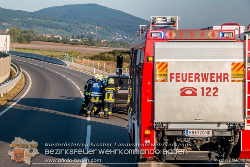 20160925 Verkehrsunfall Bad Vöslau Foto: Daniel Wirth 20160925 Verkehrsunfall Bad Vöslau Foto: Daniel Wirth