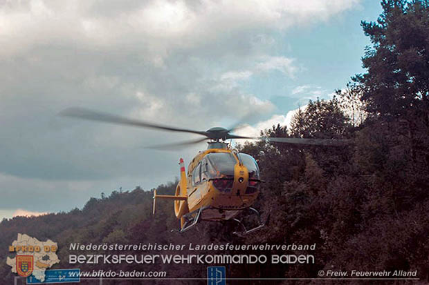 20161007 Schwerer Verkehrsunfall A21 Hochstraß-Knoten Steinhäusl  Foto: © FF Alland