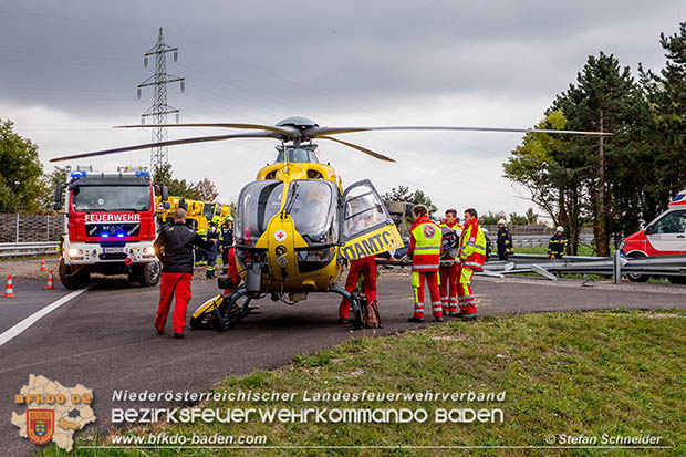 20161010 LKW Unfall A2 Abfahrtsrampe Leobersdorf RFb Wien Foto: © Stefan Schneider 20161010 LKW Unfall A2 Abfahrtsrampe Leobersdorf RFb Wien Foto: © Stefan Schneider