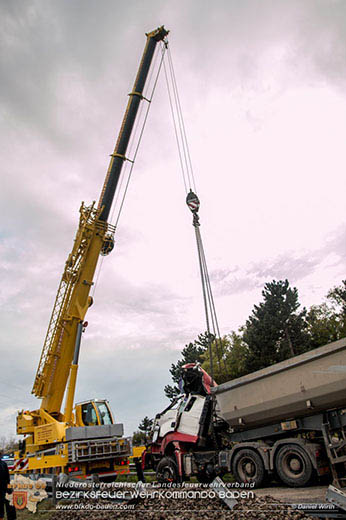 20161010 LKW Unfall A2 Abfahrtsrampe Leobersdorf RFb Wien Foto: © Daniel Wirth 20161010 LKW Unfall A2 Abfahrtsrampe Leobersdorf RFb Wien Foto: © Daniel Wirth