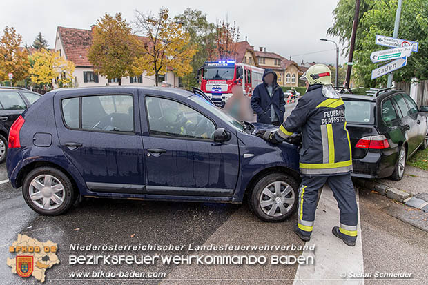 20161018 Verkehrsunfall im Ortsgebiet Pfaffstätten  Foto: © Stefan Schneider