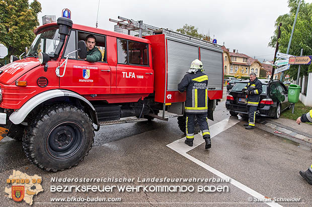 20161018 Verkehrsunfall im Ortsgebiet Pfaffstätten  Foto: © Stefan Schneider