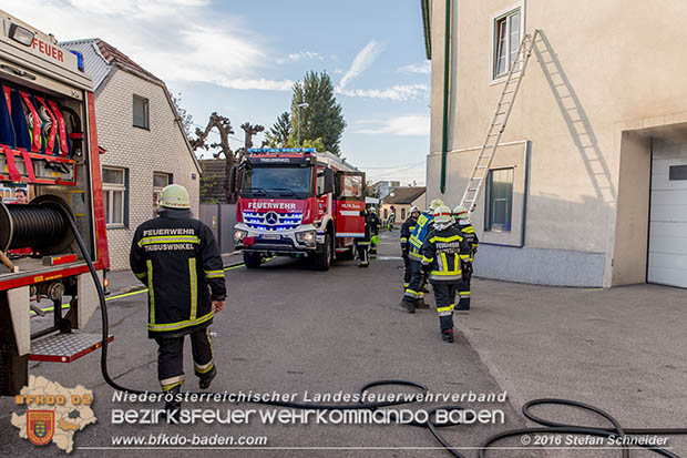 20161022 Brand in Gewerbebetrieb Foto: © Stefan Schneider 20161022 Brand in Gewerbebetrieb Foto: © Stefan Schneider