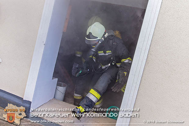 20161022 Brand in Gewerbebetrieb Foto: © Stefan Schneider 20161022 Brand in Gewerbebetrieb Foto: © Stefan Schneider