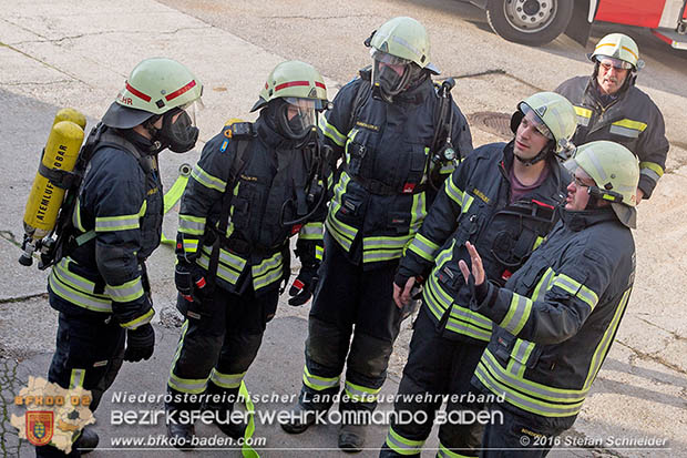 20161022 Brand in Gewerbebetrieb Foto: © Stefan Schneider 20161022 Brand in Gewerbebetrieb Foto: © Stefan Schneider