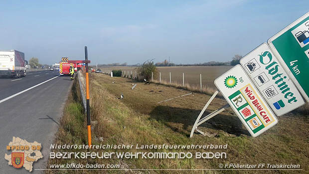 20161028 Verkehrsunfall A2 RFb Wien  Foto: © Franz Pölleritzer