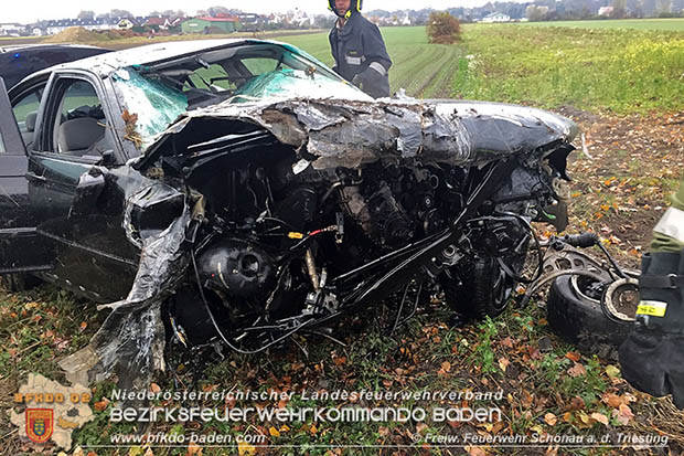 20161110 Verkehrsunfall zwischen Sollenau und Günselsdorf auf der LB17  Foto: © FF Schönau a.d.Triesting