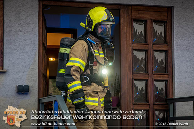 20161111 Zimmerbrand in Kottingbrunn Foto: © Daniel Wirth