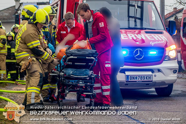 20161111 Zimmerbrand in Kottingbrunn Foto: © Daniel Wirth