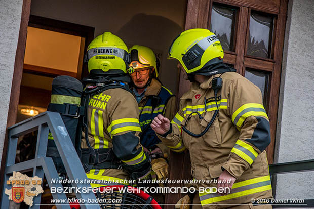 20161111 Zimmerbrand in Kottingbrunn Foto: © Daniel Wirth