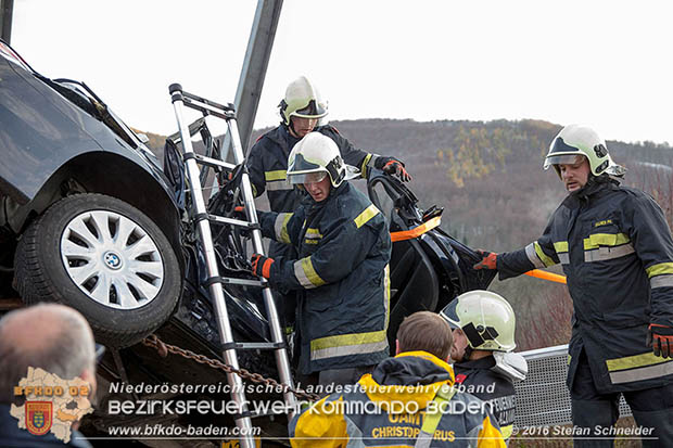 20161113 Verkehrsunfall A21 Klausen-Leopoldsdorf RFb Wien Foto: Stefan Schneider 20161113 Verkehrsunfall A21 Klausen-Leopoldsdorf RFb Wien Foto: Stefan Schneider