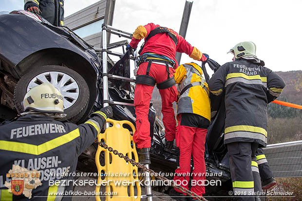 20161113 Verkehrsunfall A21 Klausen-Leopoldsdorf RFb Wien Foto: Stefan Schneider 20161113 Verkehrsunfall A21 Klausen-Leopoldsdorf RFb Wien Foto: Stefan Schneider