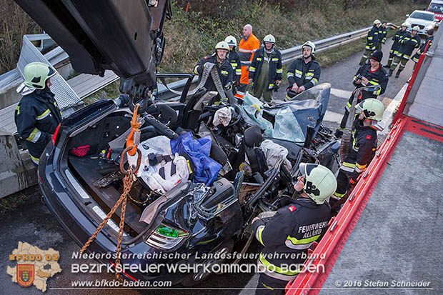 20161113 Verkehrsunfall A21 Klausen-Leopoldsdorf RFb Wien Foto: Stefan Schneider 20161113 Verkehrsunfall A21 Klausen-Leopoldsdorf RFb Wien Foto: Stefan Schneider