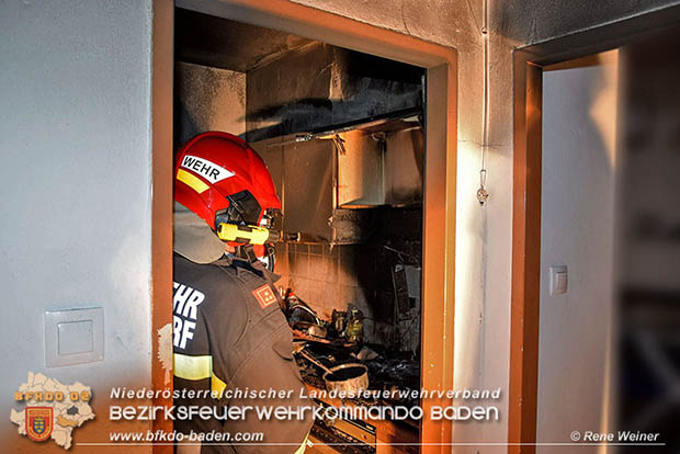20161117 Wohnungsbrand in Pottendorf Foto: © Rene Weiner 20161117 Wohnungsbrand in Pottendorf Foto: © Rene Weiner