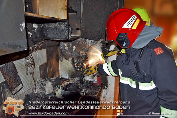 20161117 Wohnungsbrand in Pottendorf Foto: © Rene Weiner 20161117 Wohnungsbrand in Pottendorf Foto: © Rene Weiner
