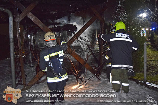 20161127 Vollbrand eines abgestellten Wohnmobils in Schoenau a.d.Triesting Foto: © Christopher Neumayer 20161127 Vollbrand eines abgestellten Wohnmobils in Schoenau a.d.Triesting Foto: © Christopher Neumayer