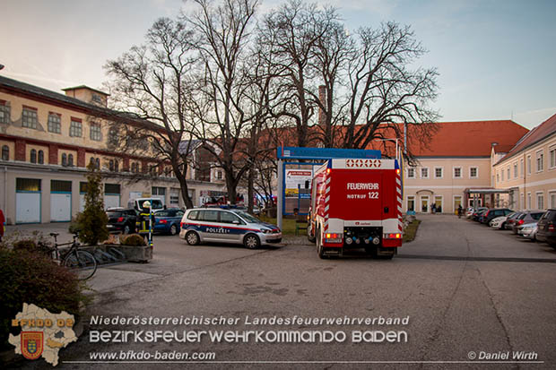 20161207 Brand in einem Gewerbentrieb im Kammgarnzentrum Bad Vöslau  Foto: © Daniel Wirth