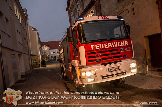 20161207 Brand in einem Gewerbentrieb im Kammgarnzentrum Bad Voeslau  Foto: © Daniel Wirth