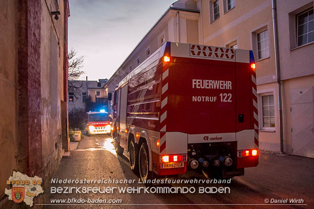 20161207 Brand in einem Gewerbentrieb im Kammgarnzentrum Bad Voeslau  Foto: © Daniel Wirth