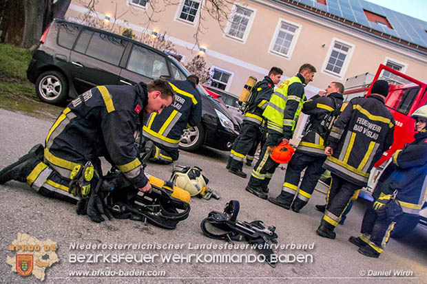 20161207 Brand in einem Gewerbentrieb im Kammgarnzentrum Bad Voeslau Foto: © Daniel Wirth
