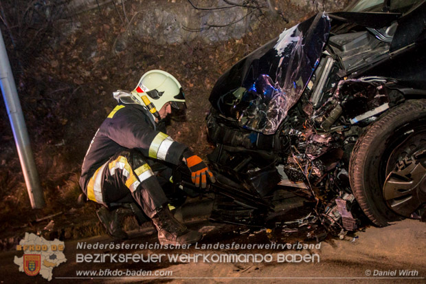 20161217 Menschenrettung Hirtenberg  Foto: © Daniel Wirth