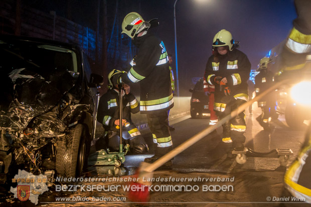 20161217 Menschenrettung Hirtenberg  Foto: © Daniel Wirth