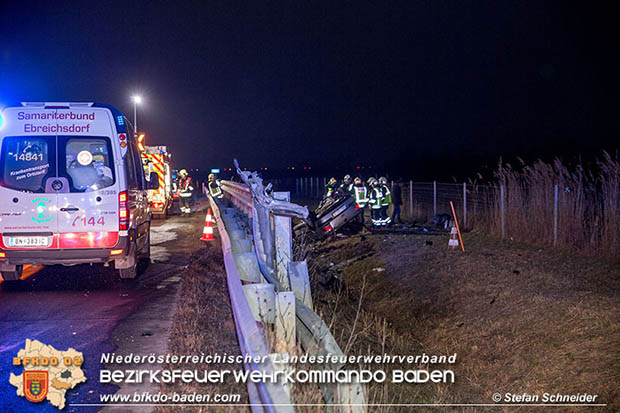 20161222 Verkehrsunfall A2 RFb Wien zwischen Traiskirchen und Knoten Guntramsdorf  Foto: © Stefan Schneider