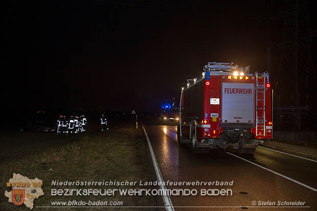 20161222 Verkehrsunfall Tribuswinkel Oberwaltersdorferstraße  Foto: © Stefan Schneider