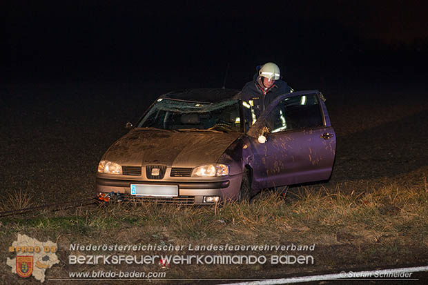 20161222 Verkehrsunfall Tribuswinkel Oberwaltersdorferstraße  Foto: © Stefan Schneider