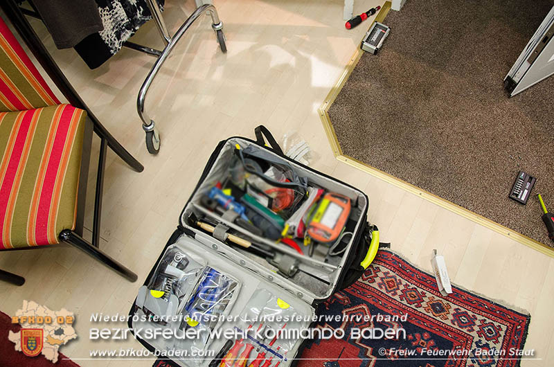 20161226 Sicherungsarbeiten nach Einbruch in eine Badener Boutique Foto: FF Baden-Stadt / Dominik Judt 20161226 Sicherungsarbeiten nach Einbruch in eine Badener Boutique Foto: FF Baden-Stadt / Dominik Judt
